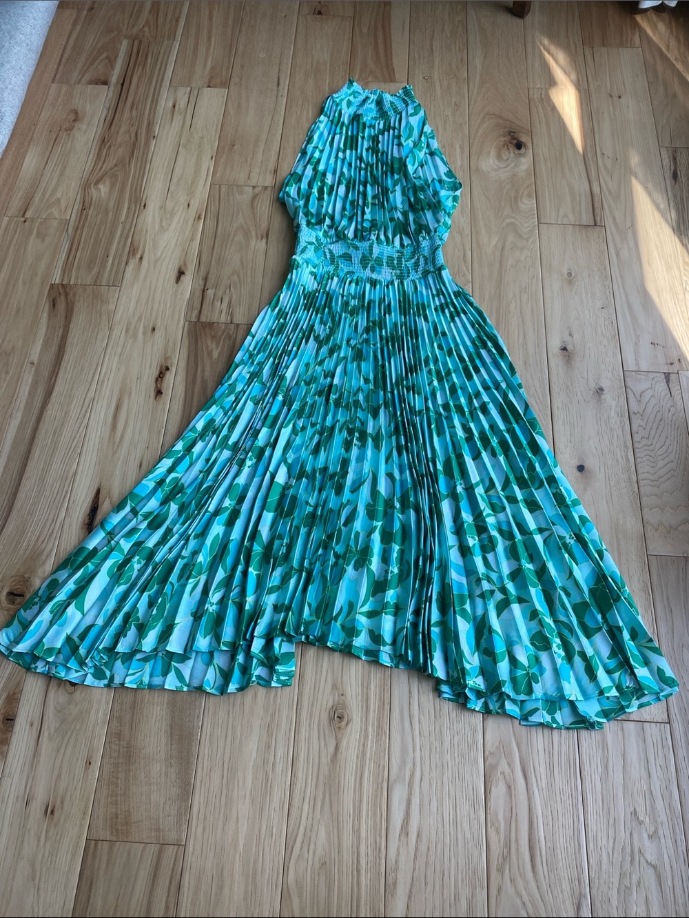 Halogen Teal and White Pleated Floral Maxi Dress